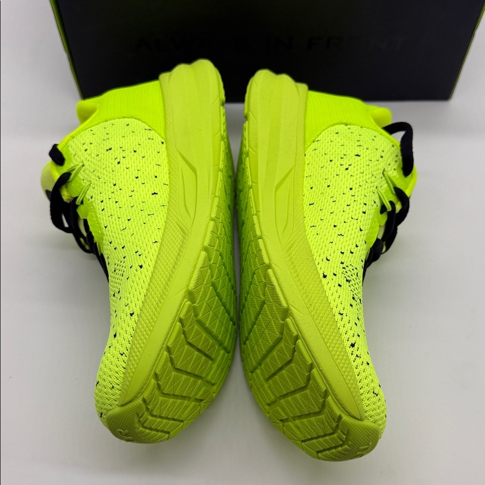 TYR TECHKNIT RNR-1 Running Shoes Womens SIZE 7 -Mens SIZE 5.5 Color Yellow. NWT - Picture 4 of 7